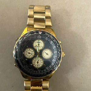 Seiko Men’s Gold-finish Chronograph Watch